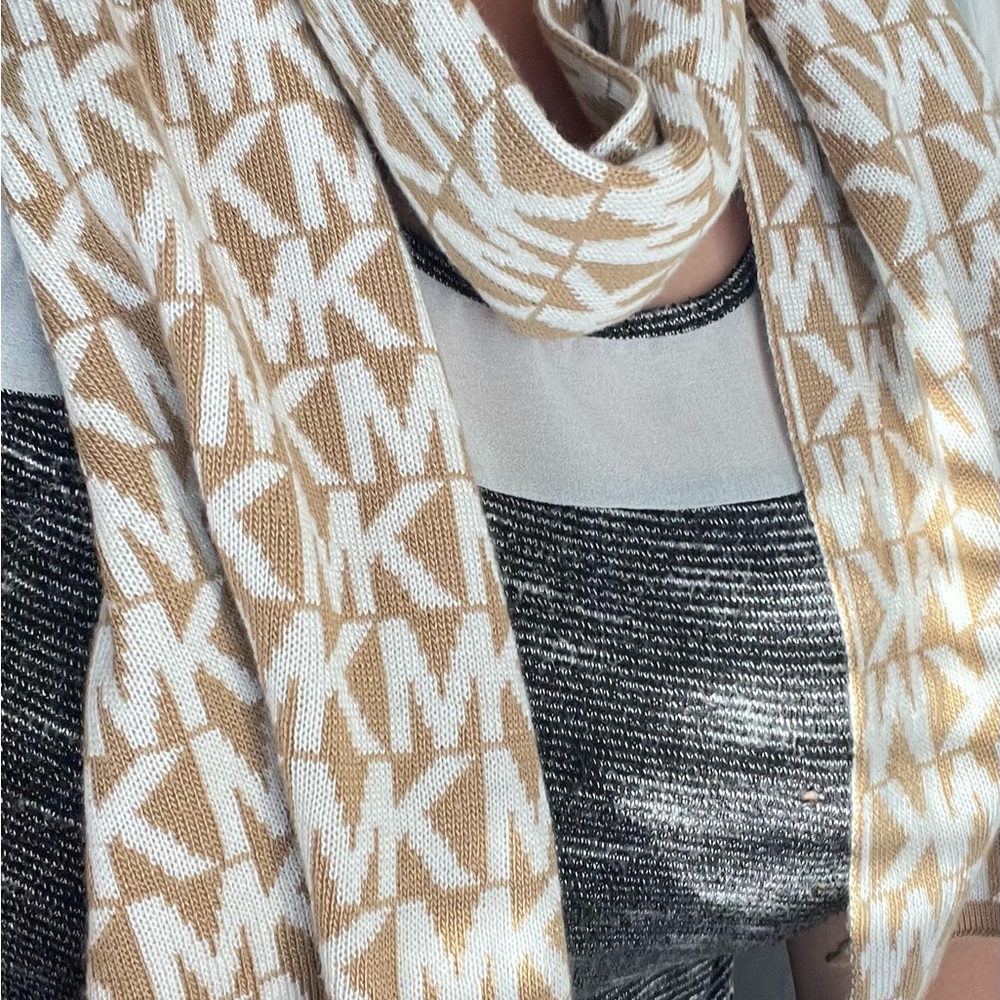 Michael Kors Beige and White Logo Scarf